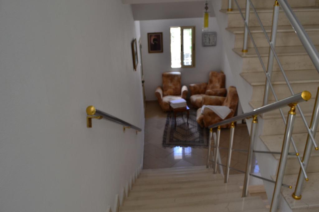 Hotel Alpine Vlorë Esterno foto